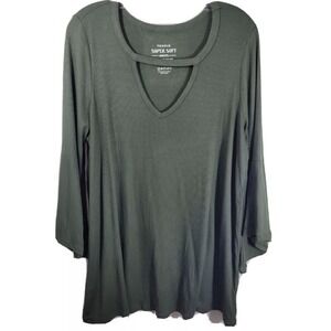 Torrid Flared 3/4 Sleeve Green Top 2X